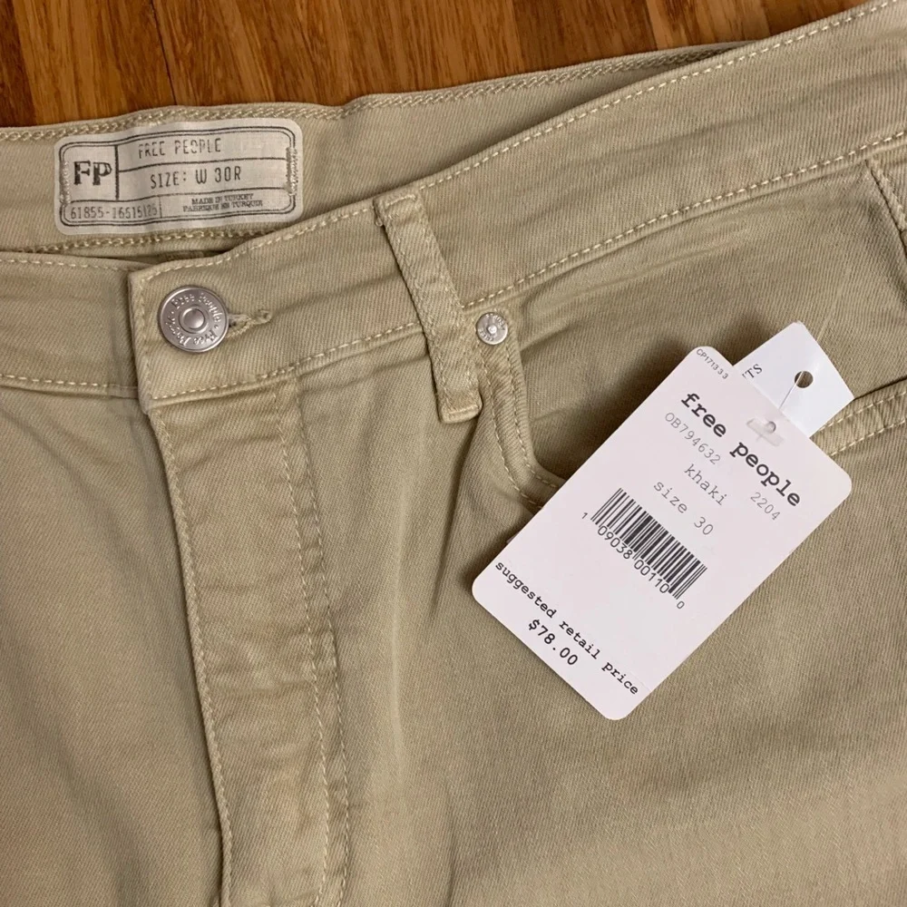 Free People High Waisted Busted Skinny Jean 374-14 - Picture 2 of 4